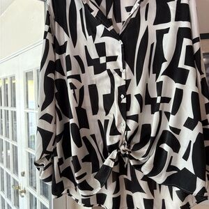Black and White Satin Geometric Blouse XL